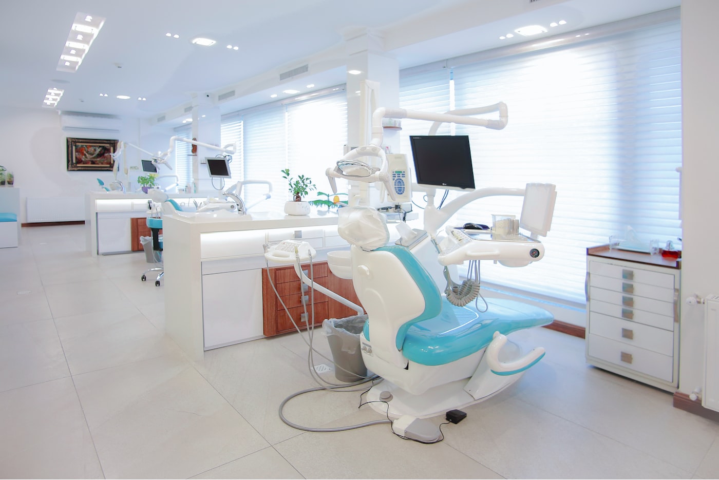 A bright, calm modern dental clinic